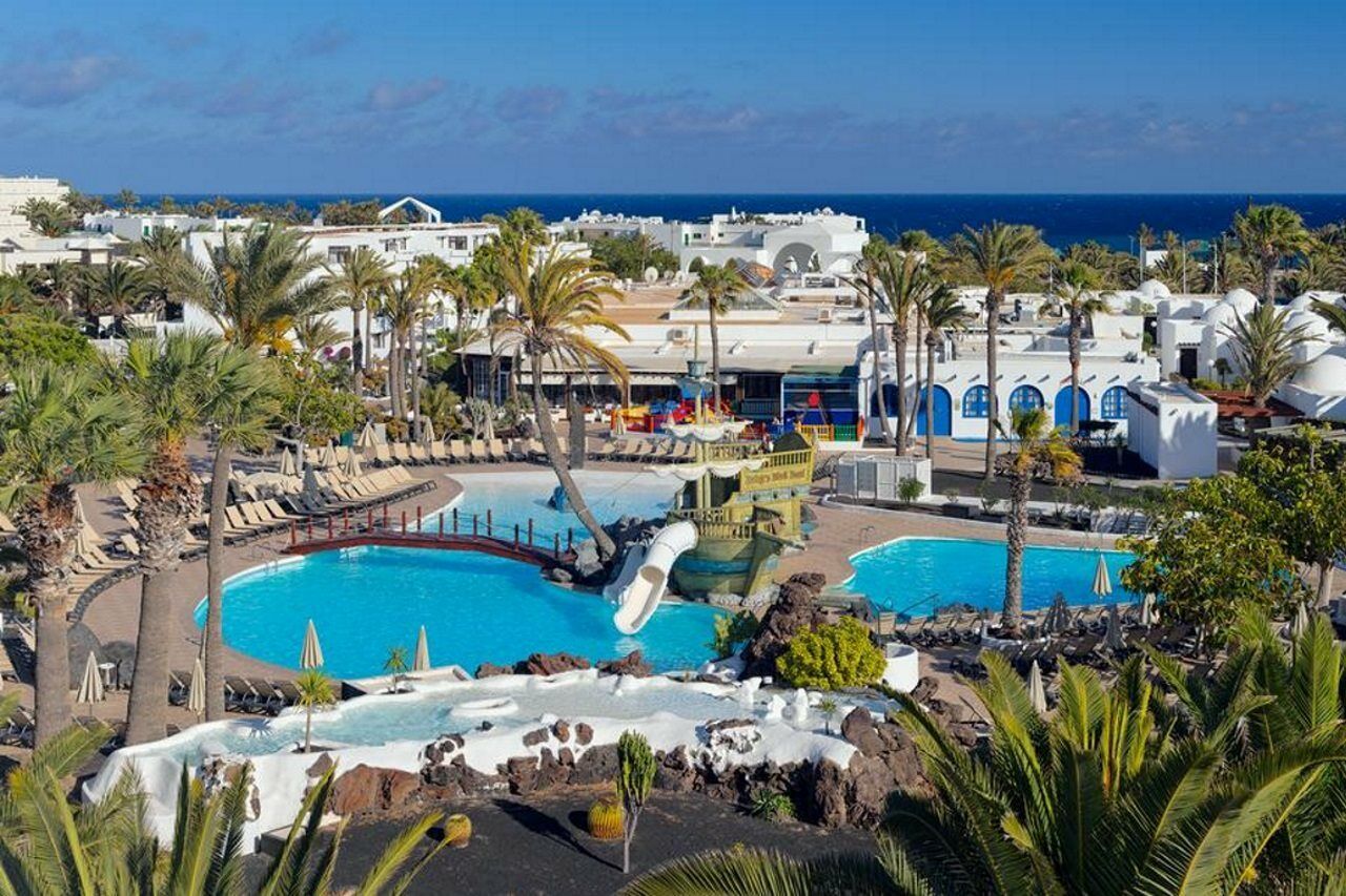 H10 Suites Lanzarote Gardens Costa Teguise Exterior photo